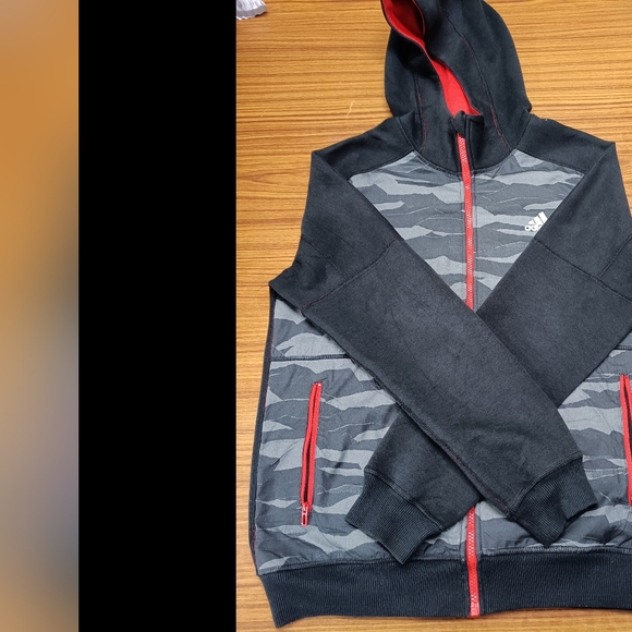 Adidas 2 in 1 sport quality size M - Picture 6 of 8